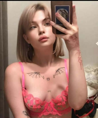 Маша, 19